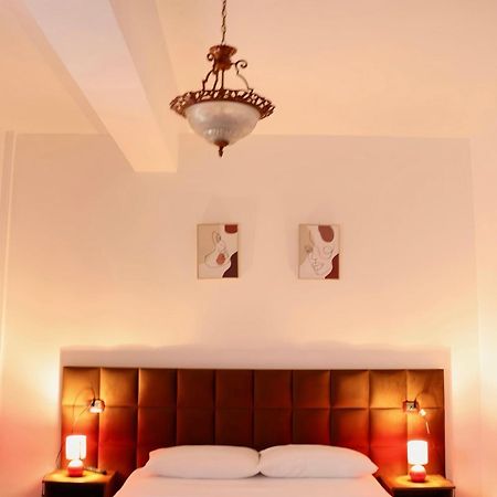 Grand Hotel Krujë Екстериор снимка