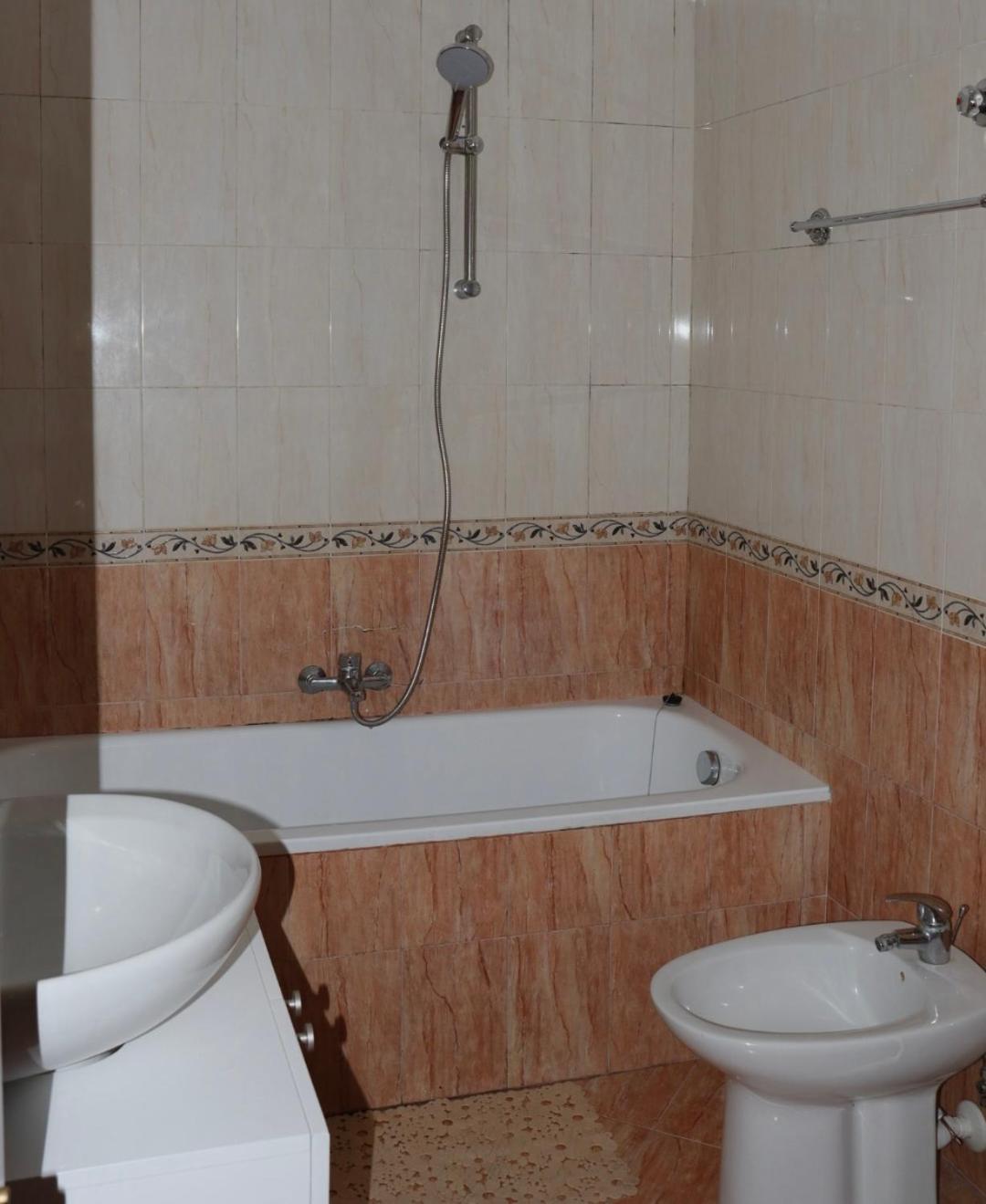Grand Hotel Krujë Екстериор снимка