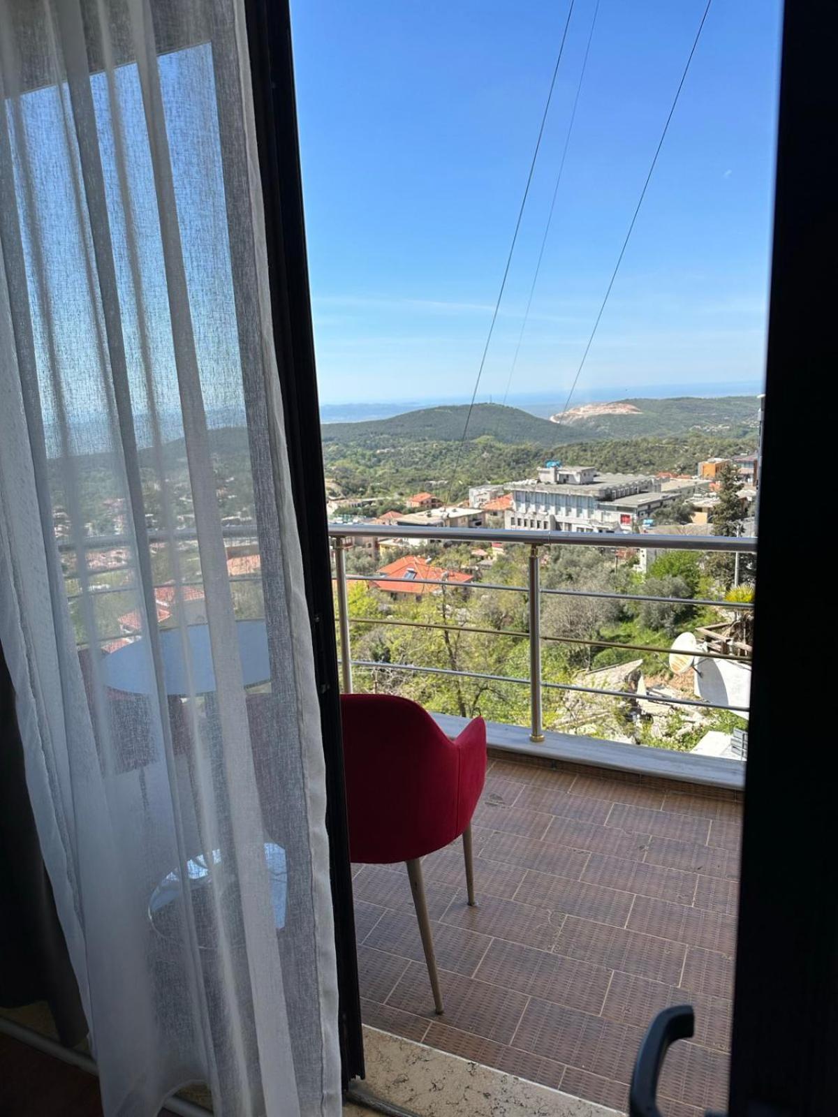 Grand Hotel Krujë Екстериор снимка