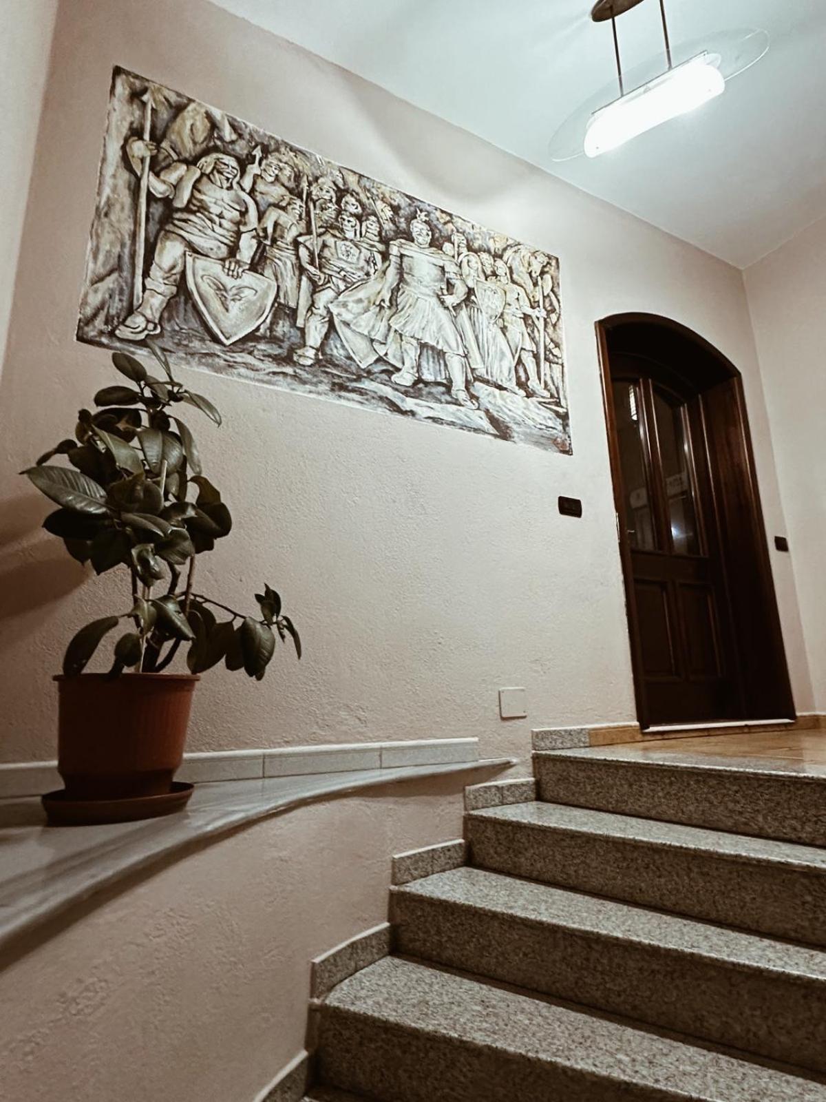 Grand Hotel Krujë Екстериор снимка